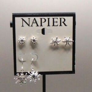 ❄️ NWT Napier Silver-Tone Snowflake Earring Set – 3 Pairs  ❄️